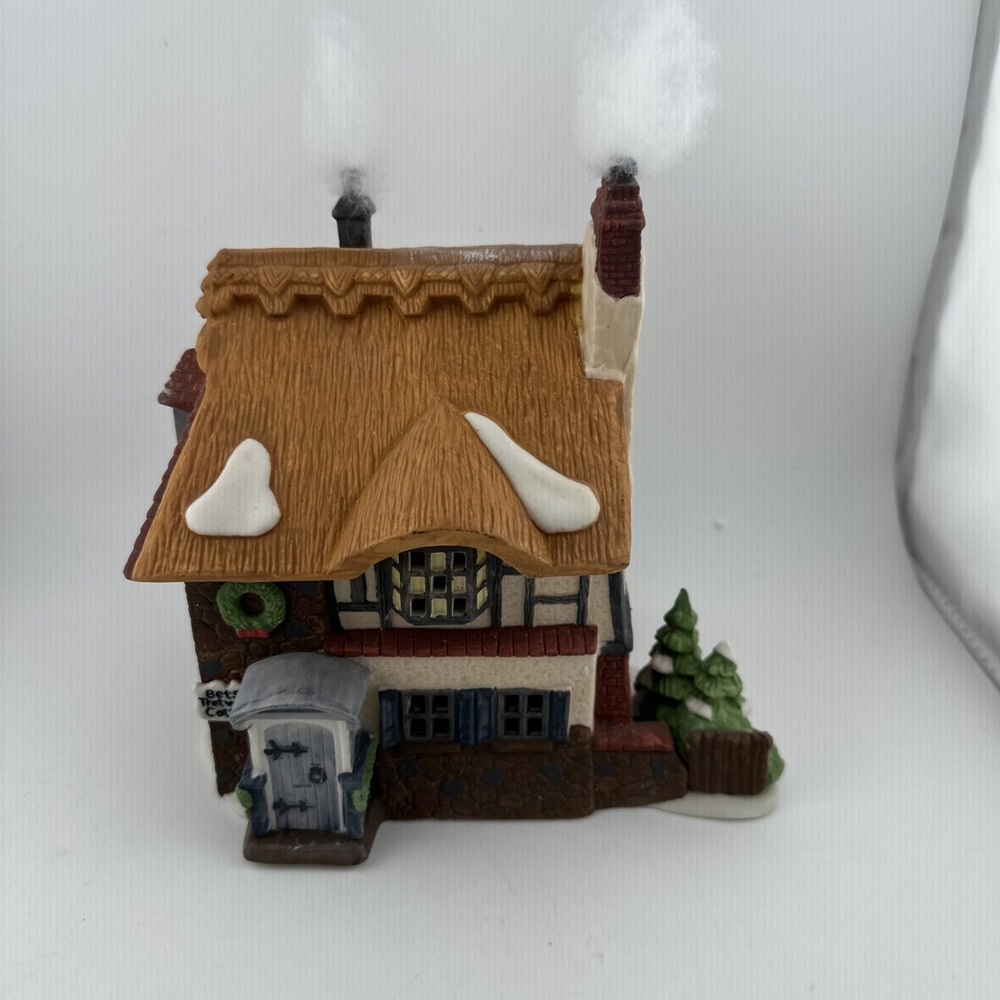 Dept 56 Dickens Village Betsy Trotwood's Cottage 55506 David Copperfield